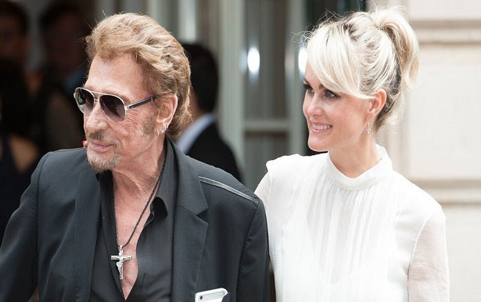 Les apparitions de Johnny Hallyday avec sa croix guitare